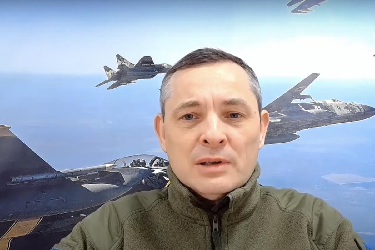 Все перехватить невозможно: Игнат рассказал, когда украинской ПВО работать тяжелее всего