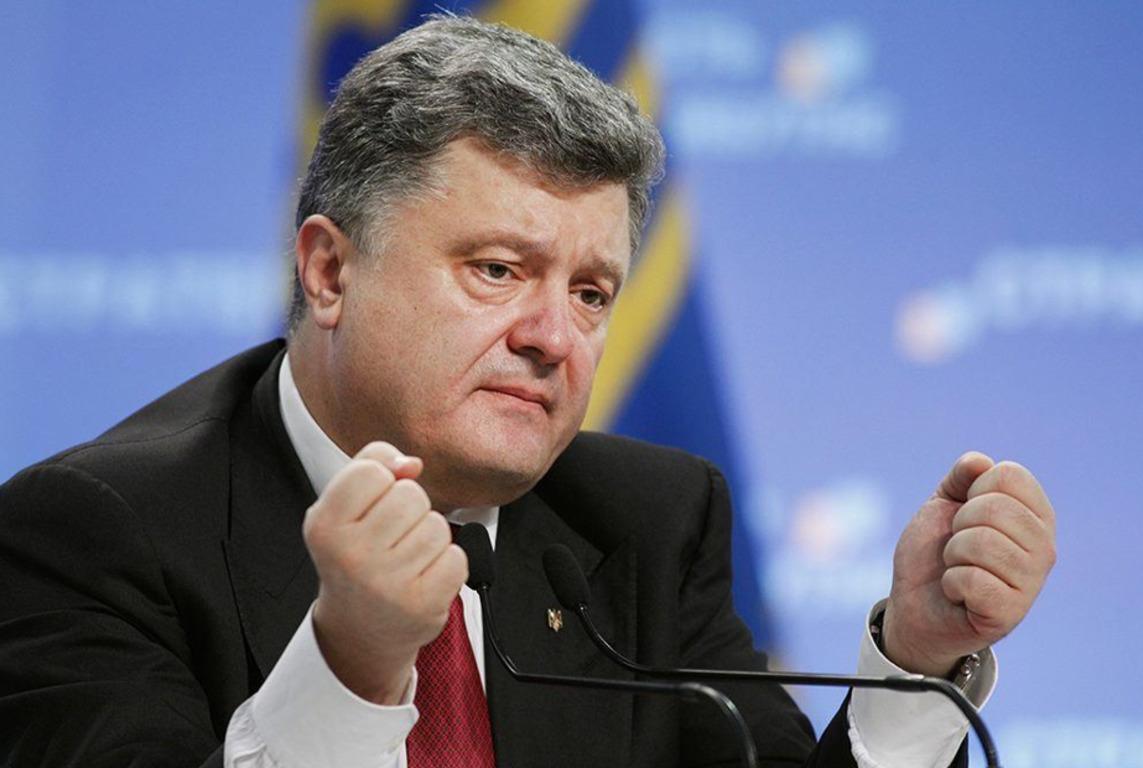 Блокировал ввоз «скорых» и организовал контрабанду с Григоришиным, – экс-мэр Глухова о Порошенко