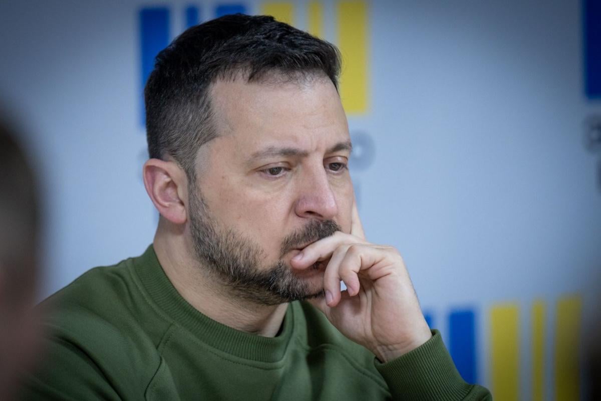 С Кремлем провели воспитательную беседу, но обстрел Киева все еще возможен, – Зеленский