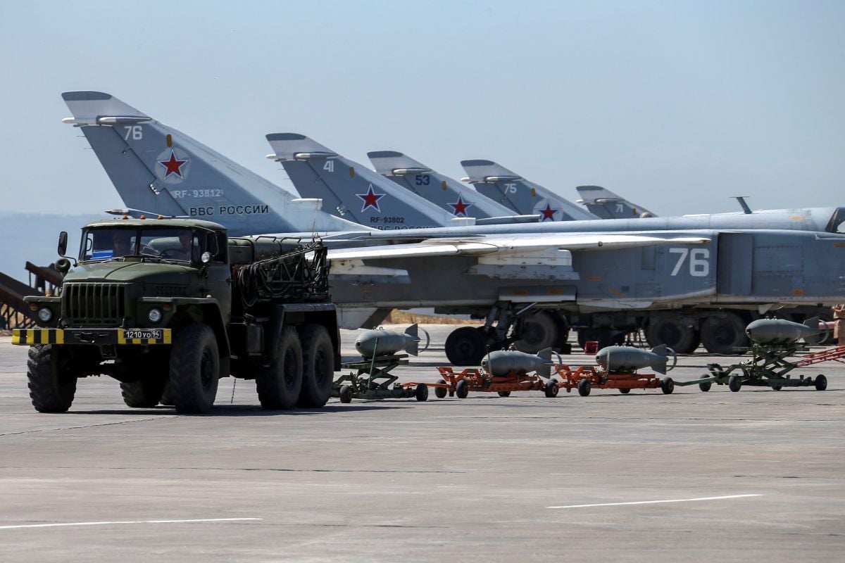 Россия тайно направила грузовое судно на стратегическую военную базу в Сирии, – WSJ