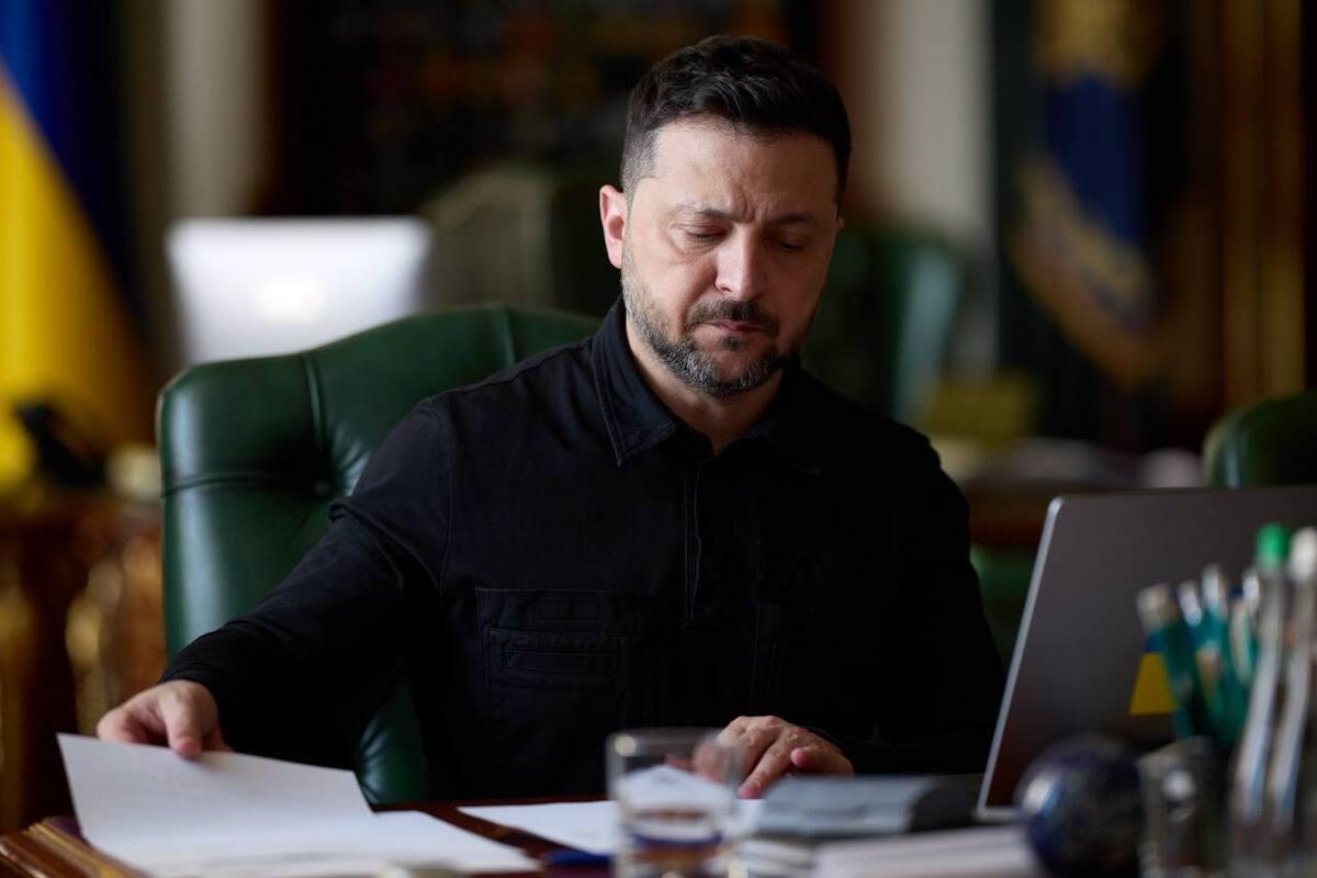 Русский язык лишили защиты в Украине: Зеленский подписал закон