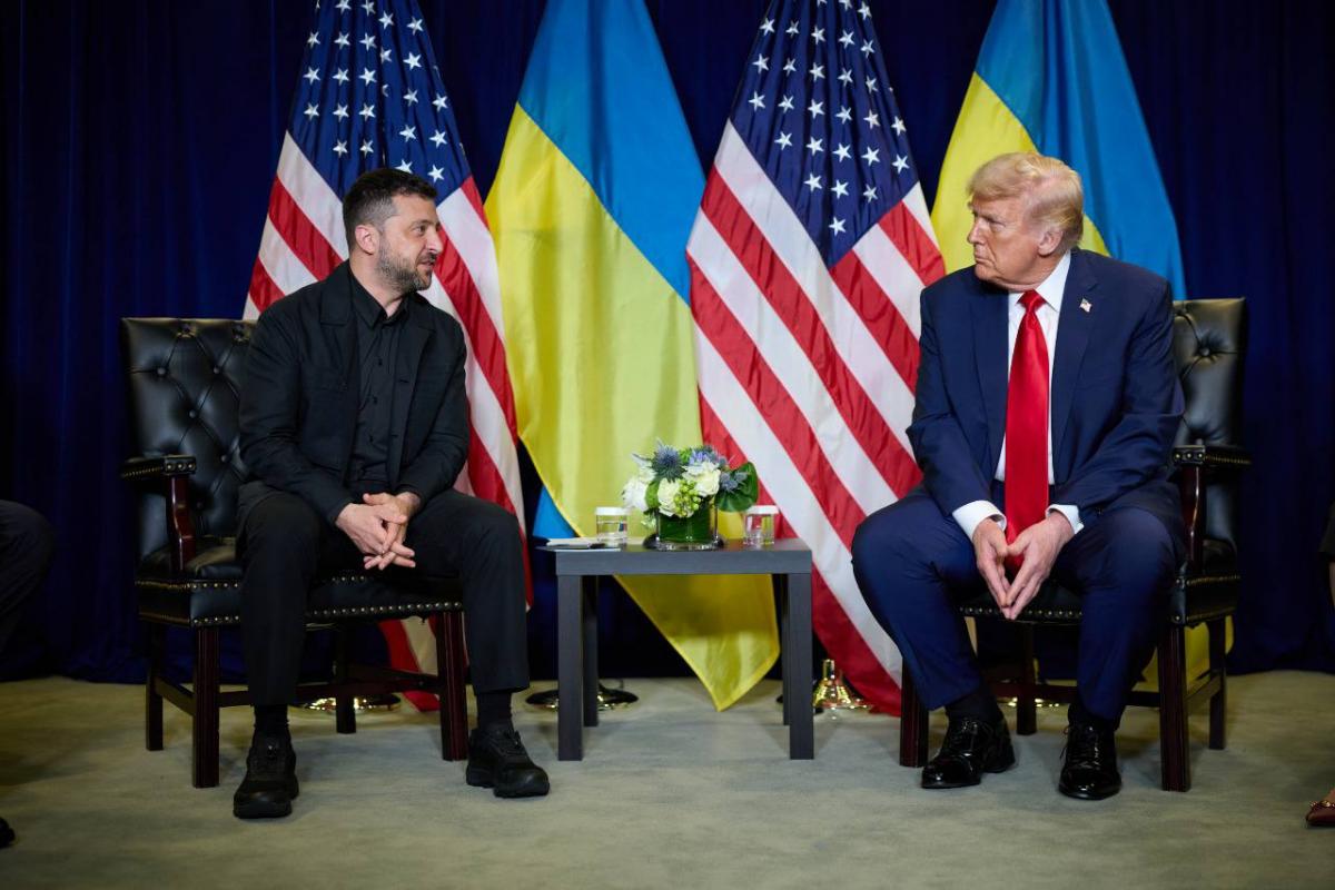 Зеленский попросил Трампа дать Украине лицензии на производство антибаллистических ракет