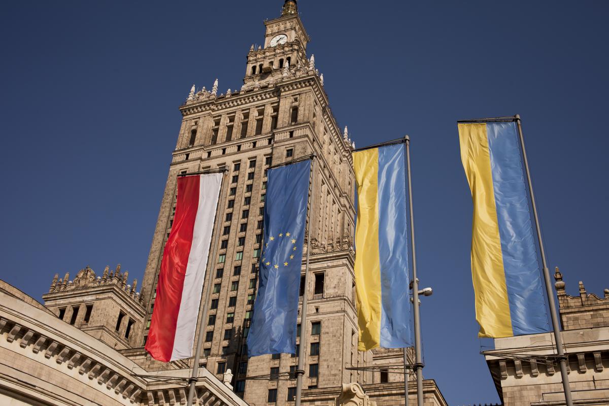 Польша стала чаще отказывать украинцам в предоставлении статуса UKR, – СМИ