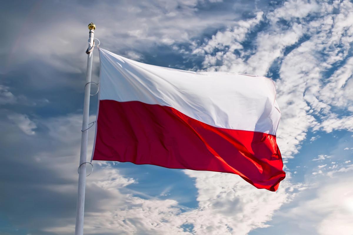 Польша отказывается принимать детей украинских военных на оздоровление: что известно