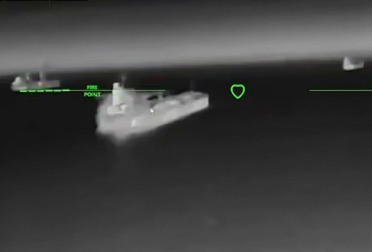 Силы обороны открыли счет танкерам РФ в Черном море: поражено 20 судов