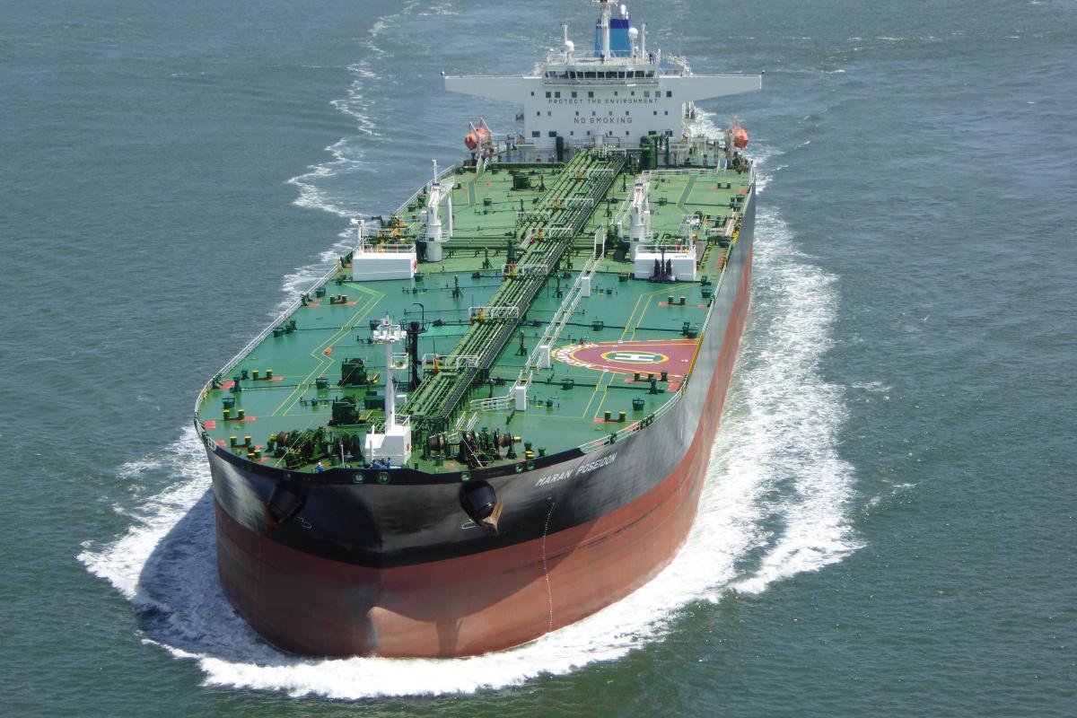 Из-за блокады Красного моря танкеры с нефтью вынуждены идти вокруг Африки