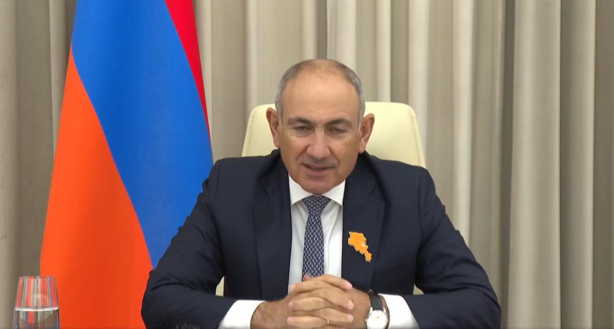 Премьер-министр Армении Никол Пашинян объявил об отставке