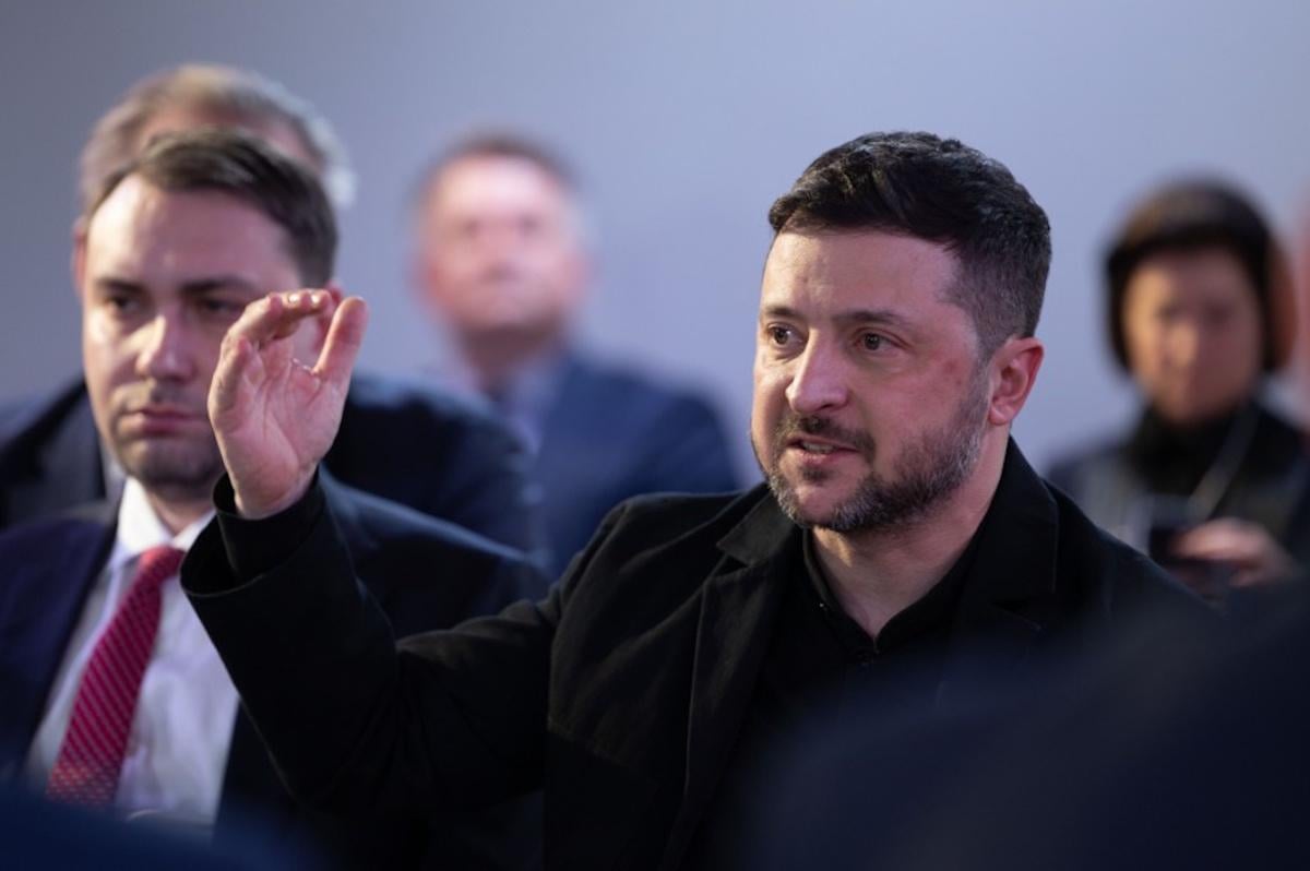 Украина начинает кампанию по блокированию воздушного пространства России, — Зеленский